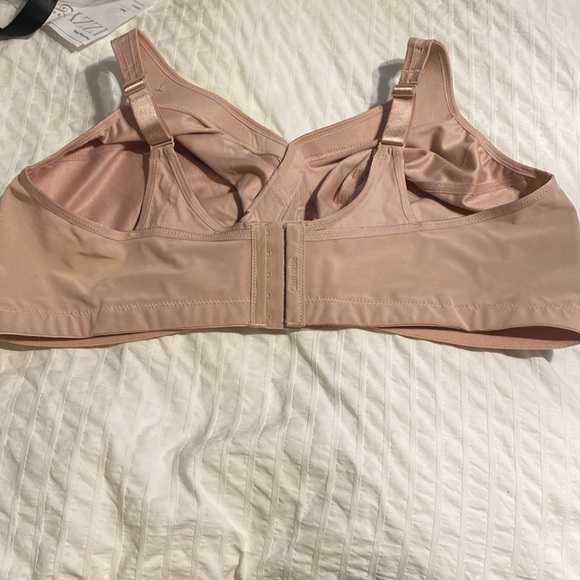 Glamorise Bra - Picture 4 of 8